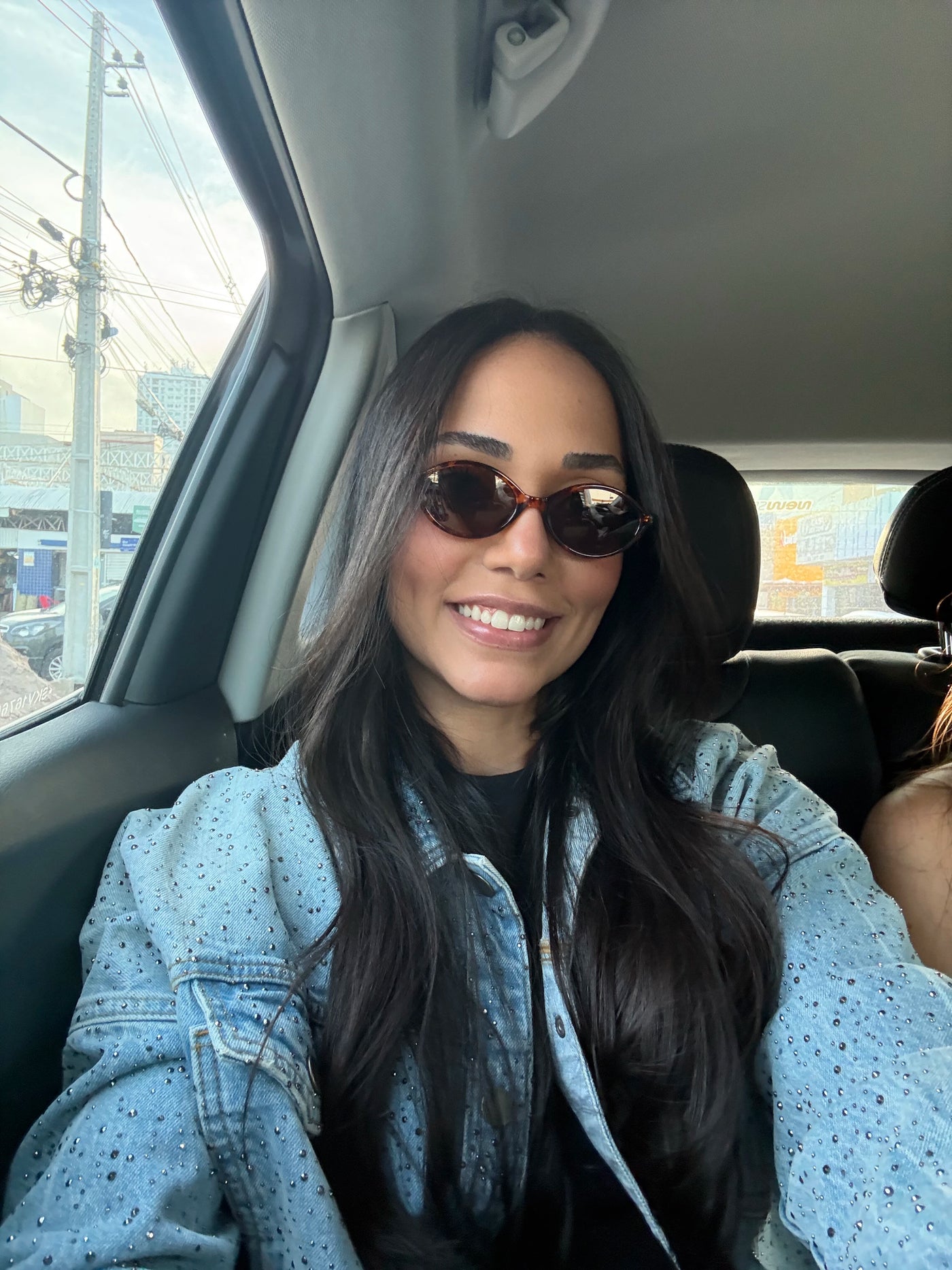 Únete a la comunidad @wearcapri.co